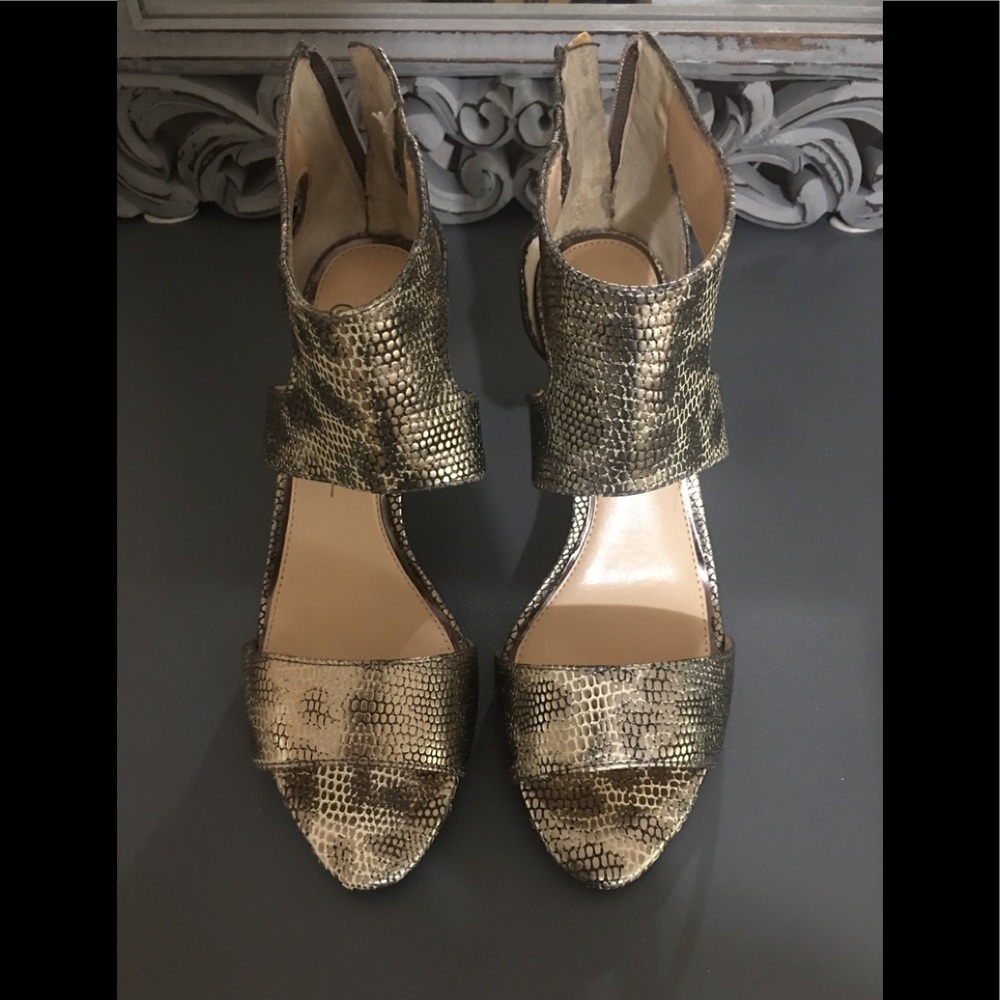 Jessica Simpson Golden Heels sandals